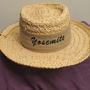 Vintage 1989 Yosemite Tan Straw Hat